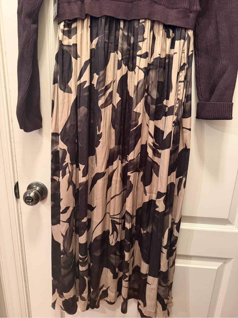 Simply Vera Vera Wang Beige Maxi Skirt Dress with Black Floral Print - Picture 8 of 10